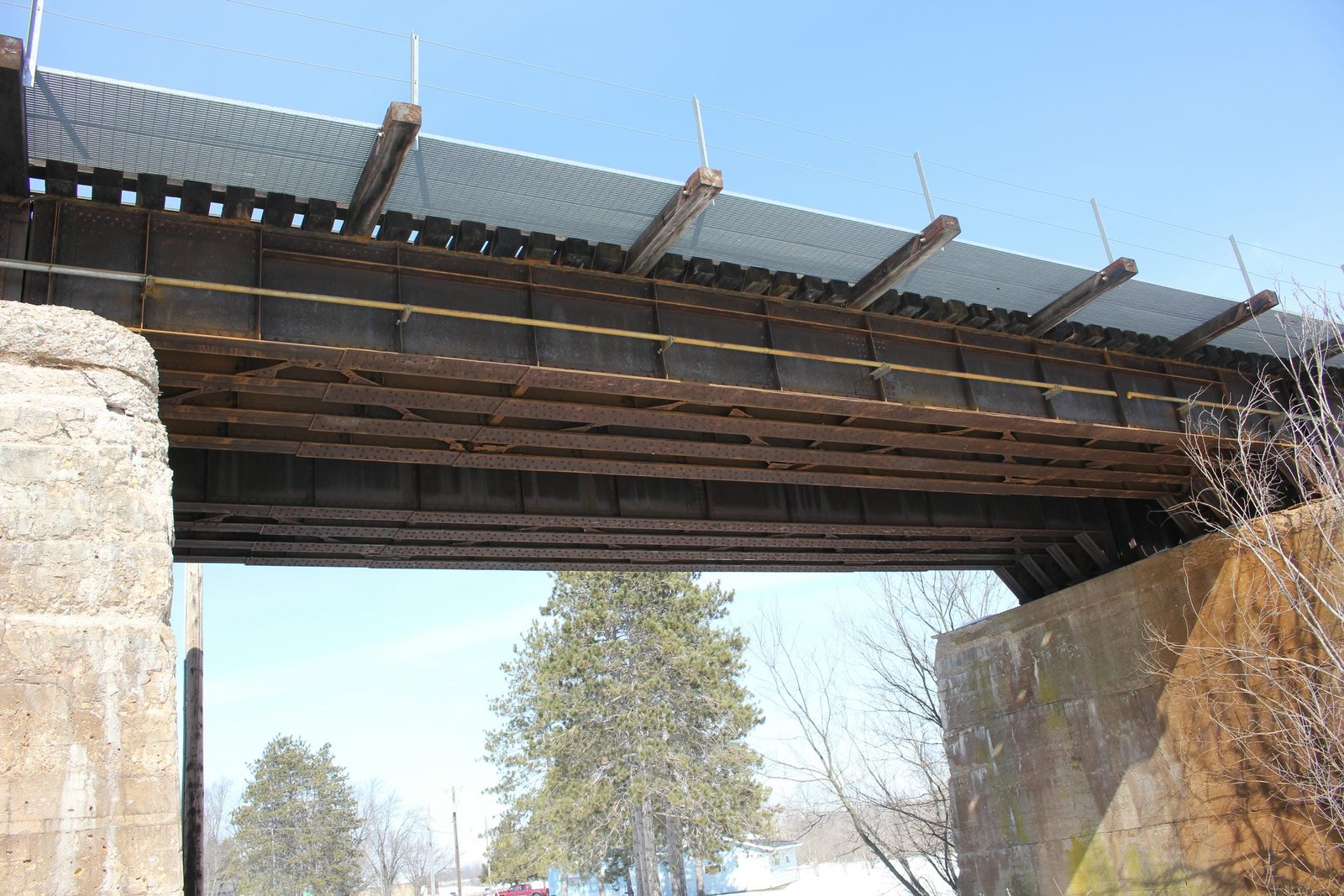 Center span